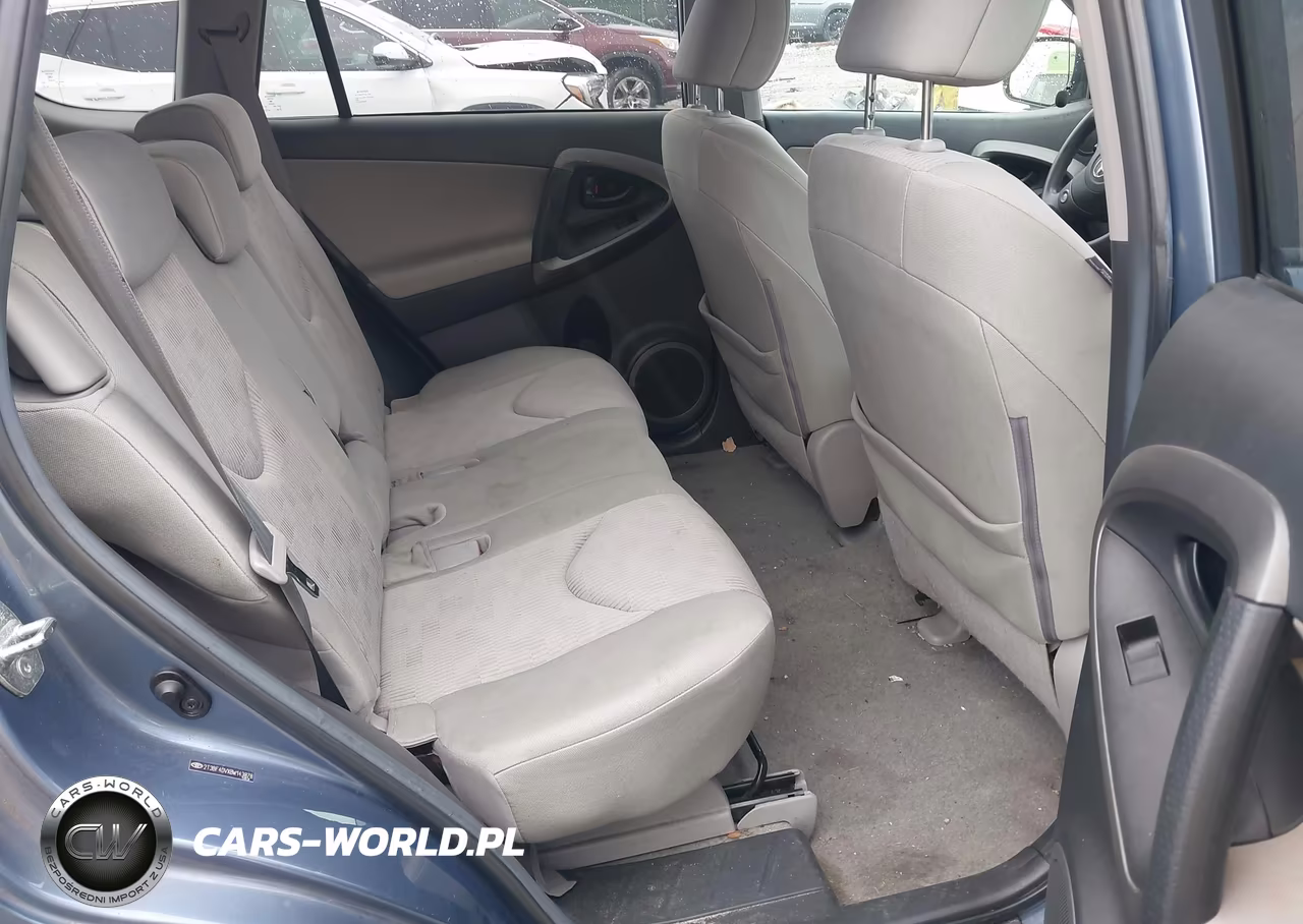 2011 Toyota Rav4 VIN:2T3BF4DVXBW143878 - 8