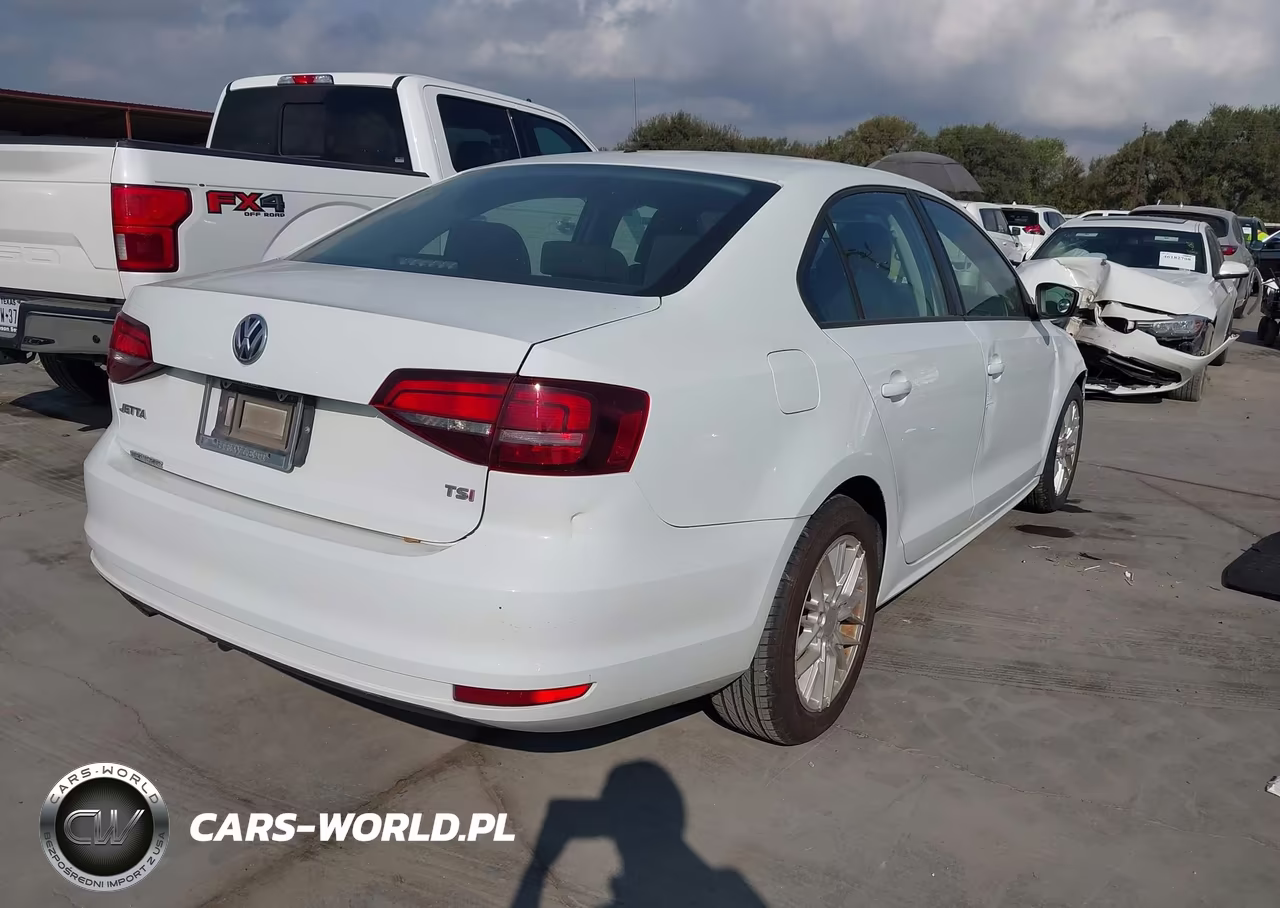 2018 Volkswagen Jetta 1.4T S VIN:3VW2B7AJ3JM215984 - 4