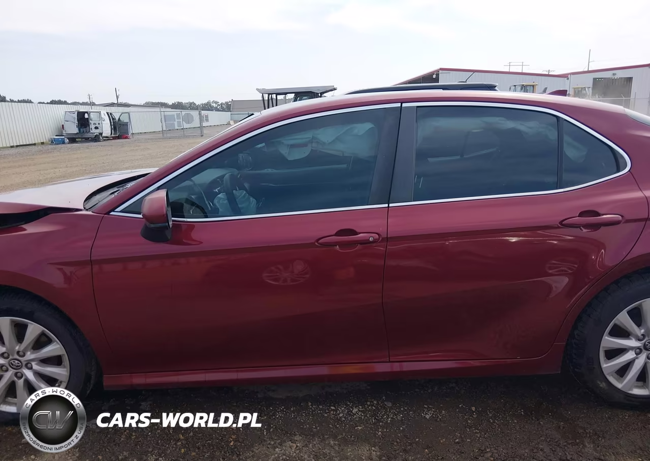 2019 Toyota Camry Le VIN:4T1B11HK6KU801752 - 14