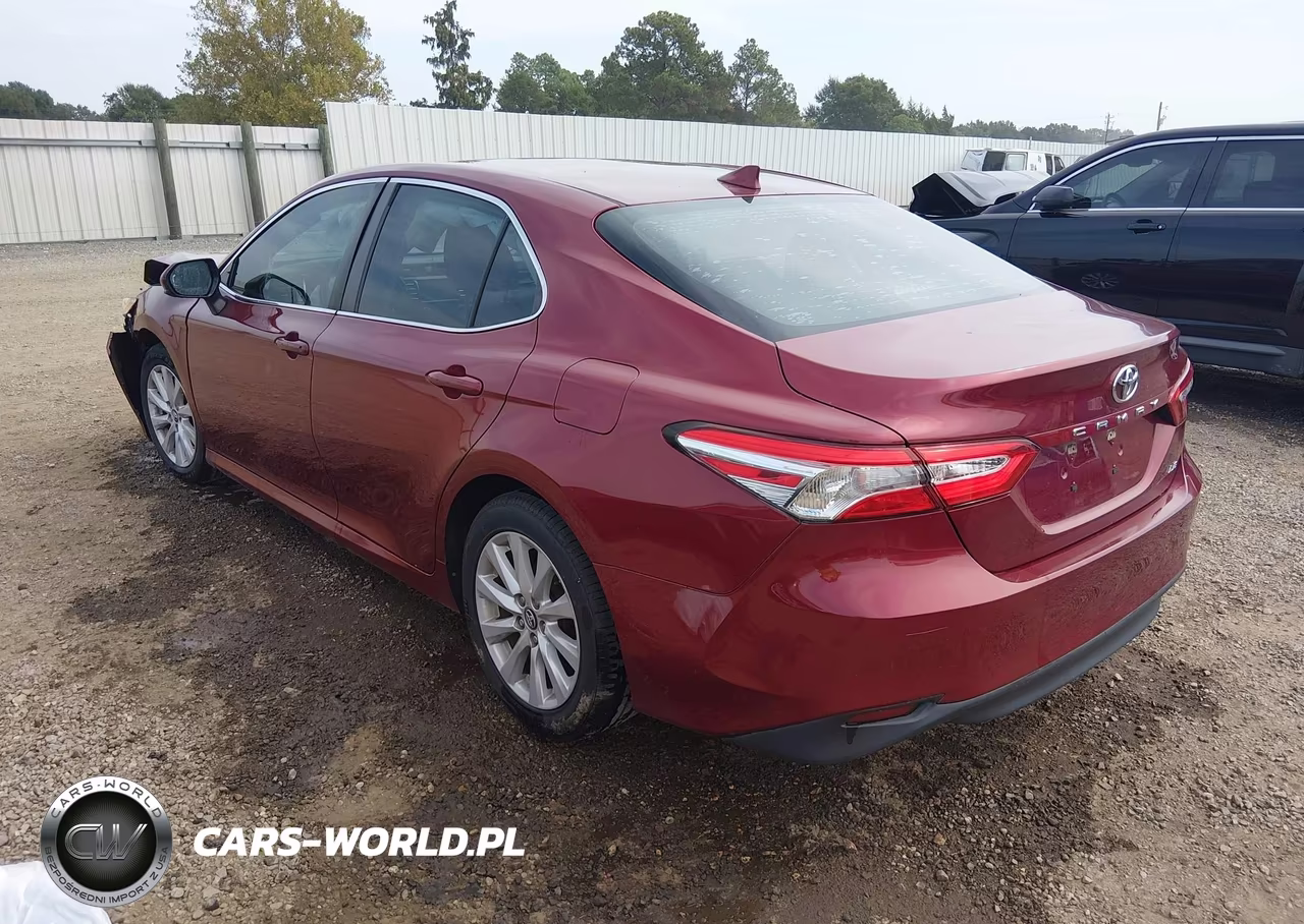 2019 Toyota Camry Le VIN:4T1B11HK6KU801752 - 3