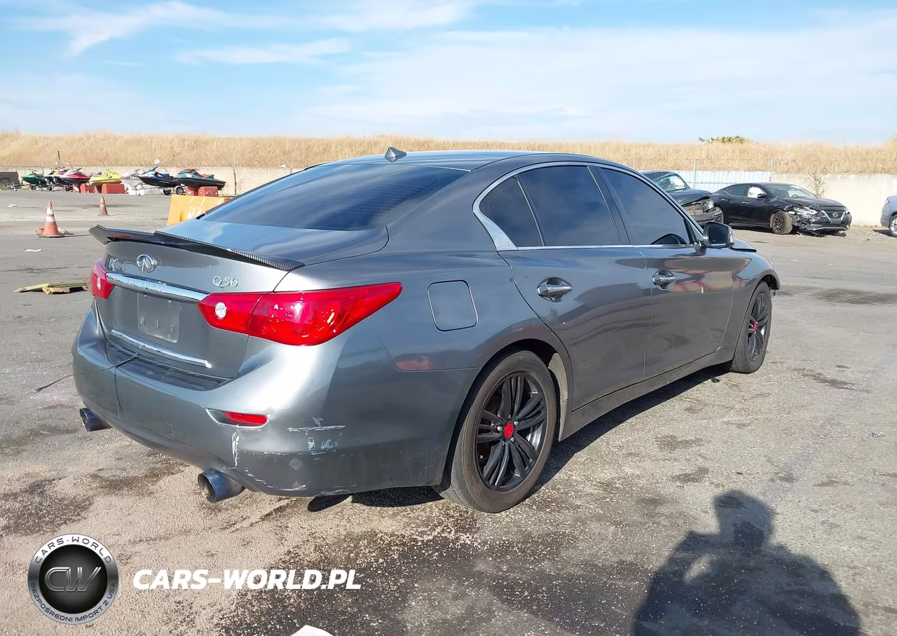 2015 Infiniti Q50 Premium VIN:JN1BV7AP3FM330170 - 4