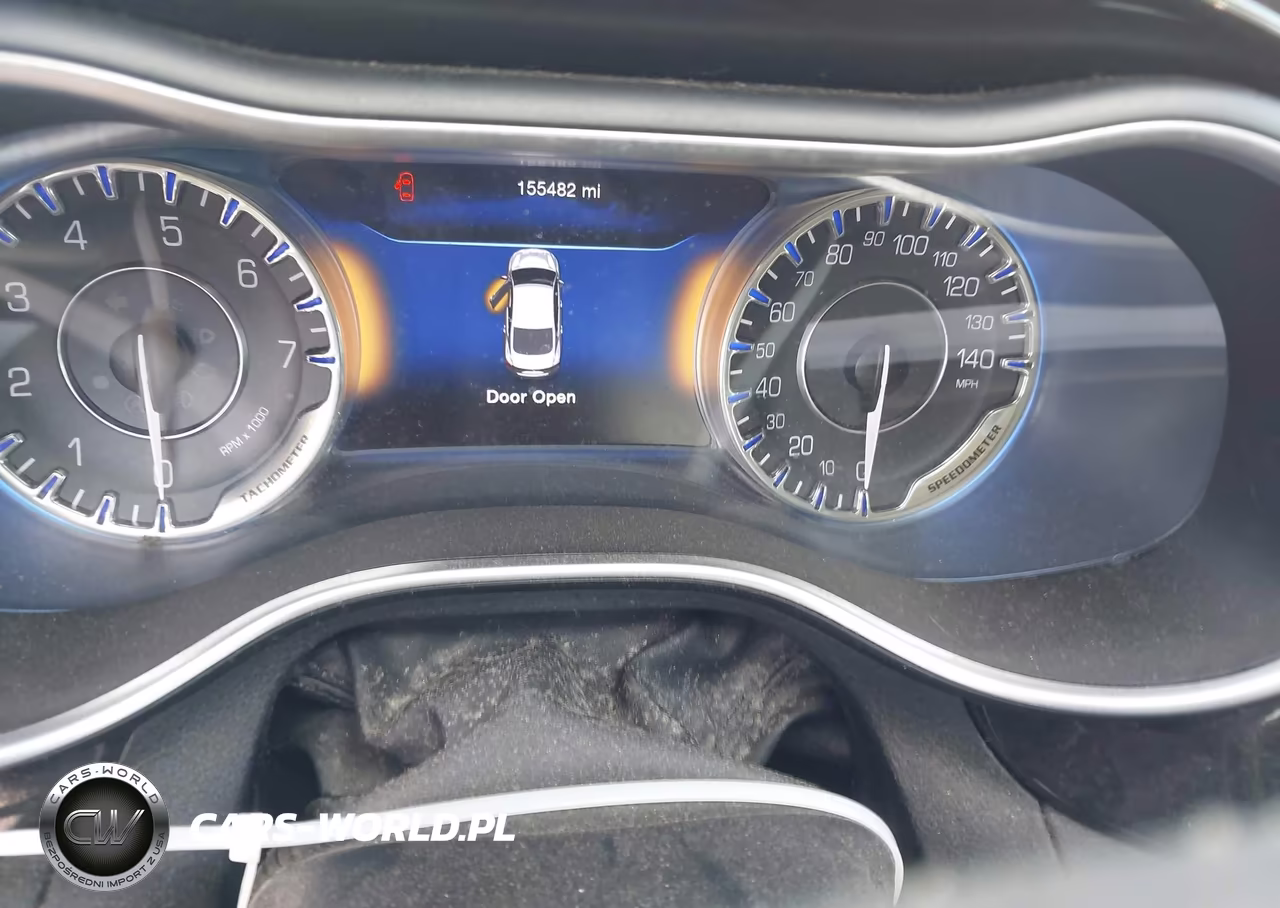 2015 Chrysler 200 C VIN:1C3CCCCG4FN517042 - 7