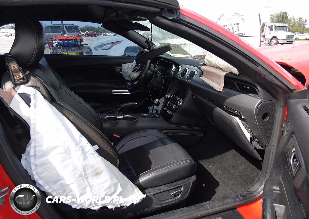 2019 Ford Mustang Ecoboost Premium VIN:1FATP8UHXK5129558 - 5