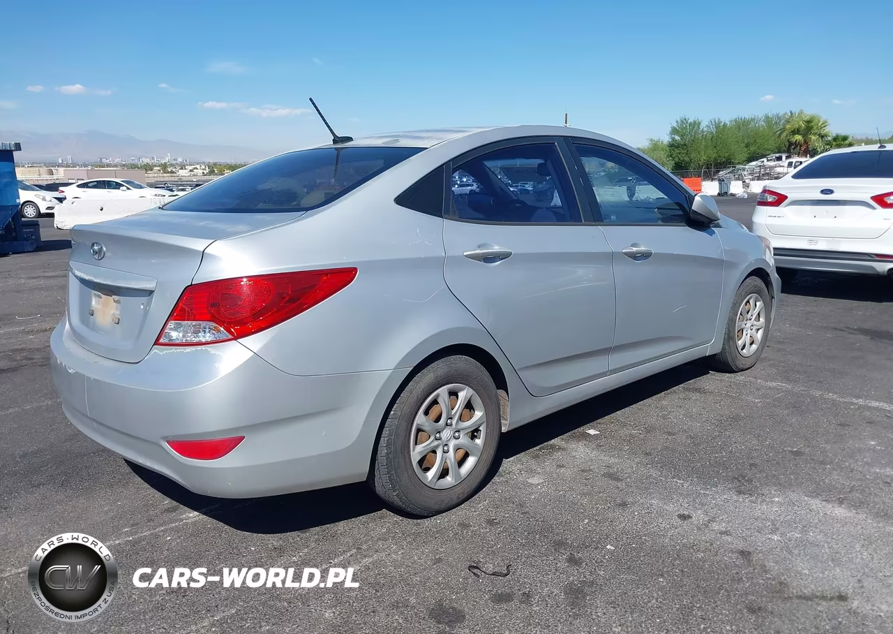 2012 Hyundai Accent Gls VIN:KMHCT4AE9CU223006 - 4
