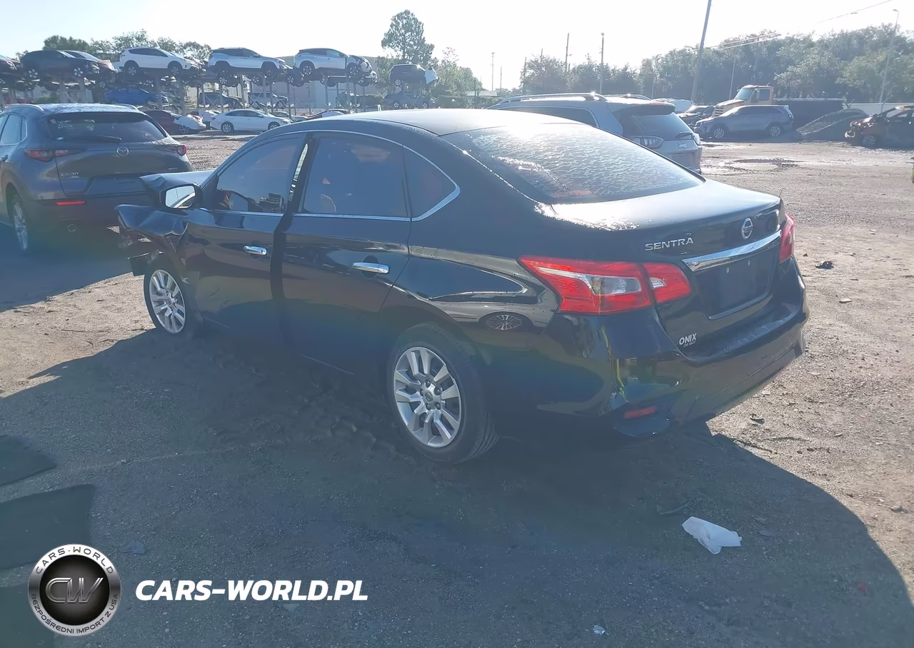 2018 Nissan Sentra S VIN:3N1AB7AP5JY308987 - 3