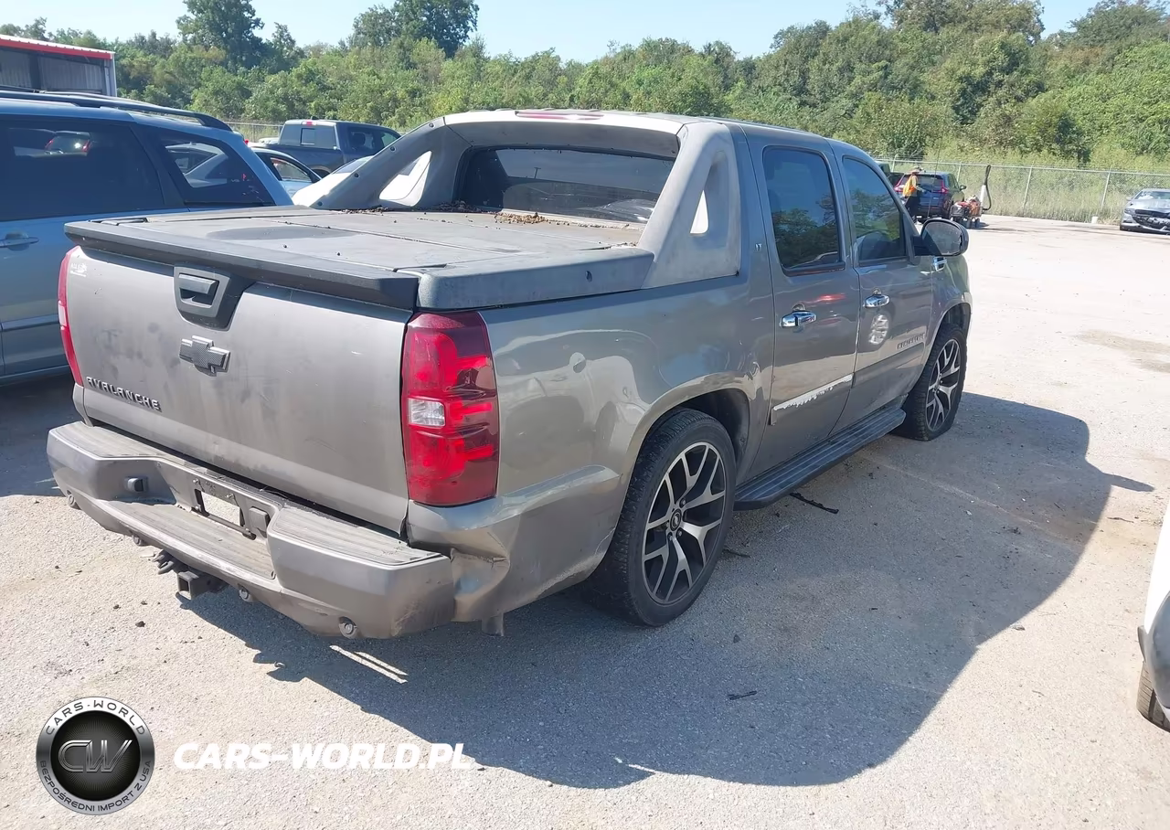2007 Chevrolet Avalanche 1500 Lt VIN:3GNEC12JX7G321288 - 4