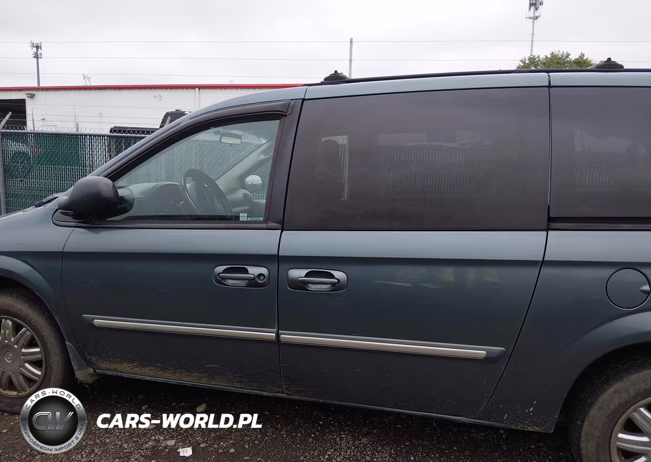 2005 Chrysler Town & Country Touring VIN:2C4GP54L35R259039 - 14