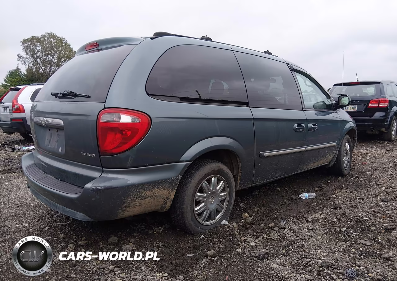 2005 Chrysler Town & Country Touring VIN:2C4GP54L35R259039 - 4