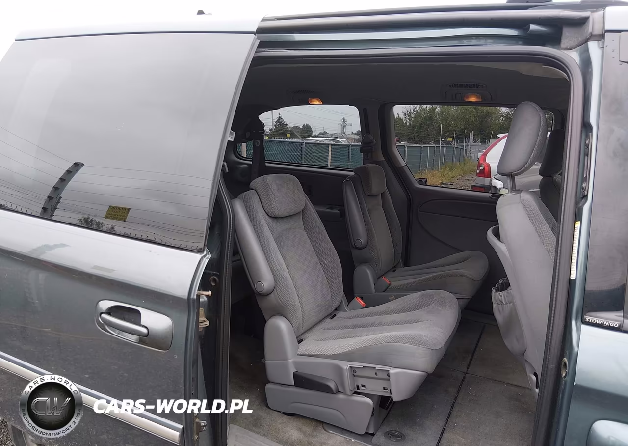 2005 Chrysler Town & Country Touring VIN:2C4GP54L35R259039 - 8