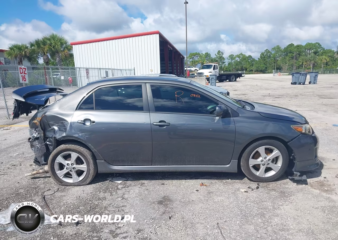 2011 Toyota Corolla S VIN:2T1BU4EE5BC570352 - 13