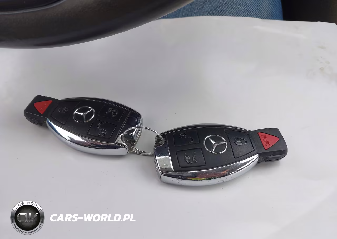 2012 Mercedes-Benz C 300 Sport 4Matic VIN:WDDGF8BB4CR230415 - 11