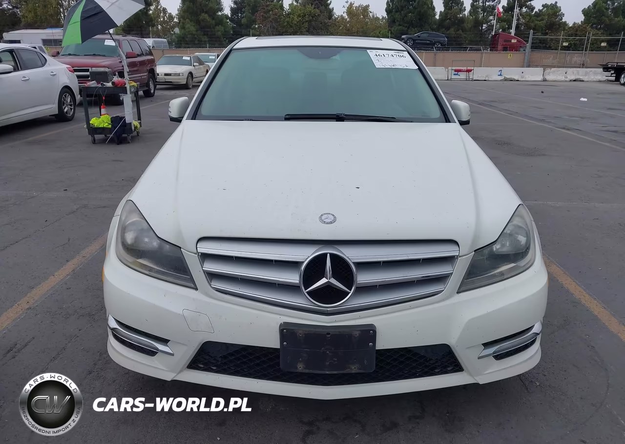 2012 Mercedes-Benz C 300 Sport 4Matic VIN:WDDGF8BB4CR230415 - 6