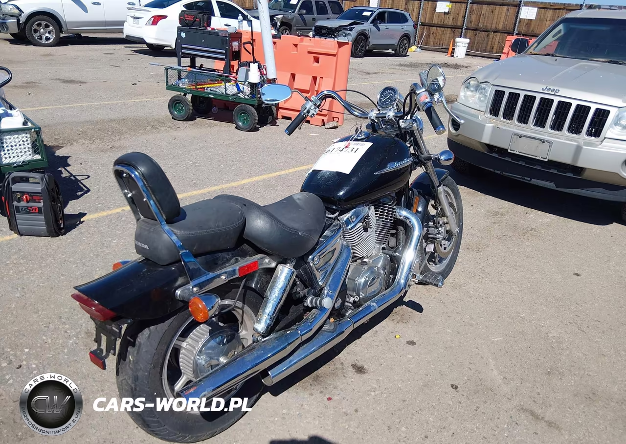 2005 Honda Vt1100 C VIN:1HFSC18105A900228 - 4
