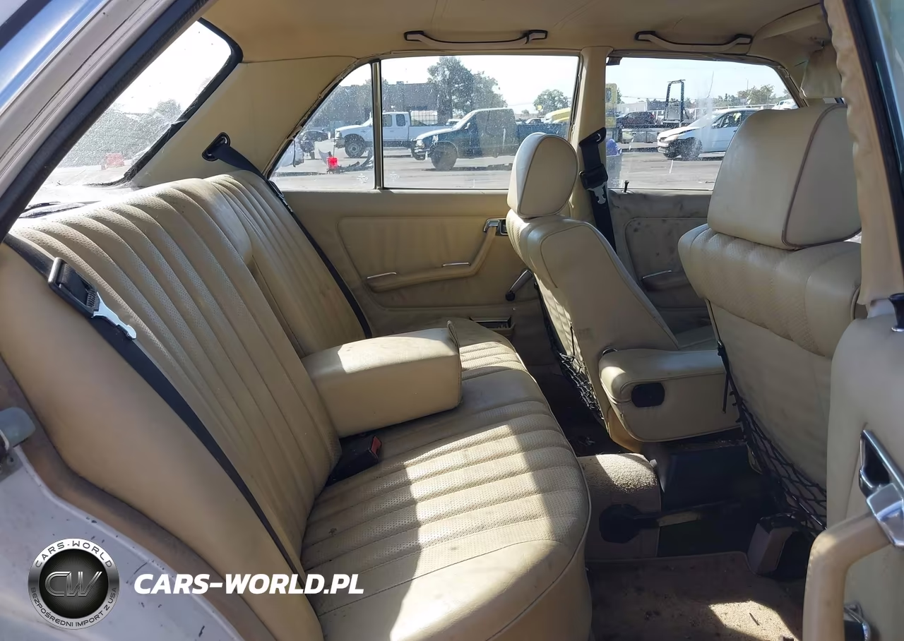 1982 Mercedes-Benz 240 D VIN:WDBAB23A5CB344543 - 8