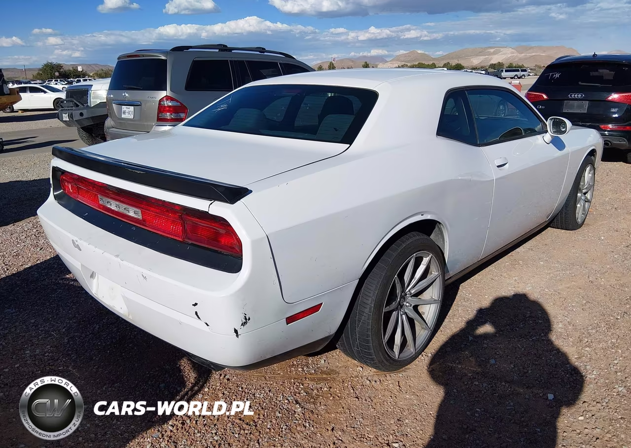 2014 Dodge Challenger Sxt VIN:2C3CDYAG5EH313094 - 4