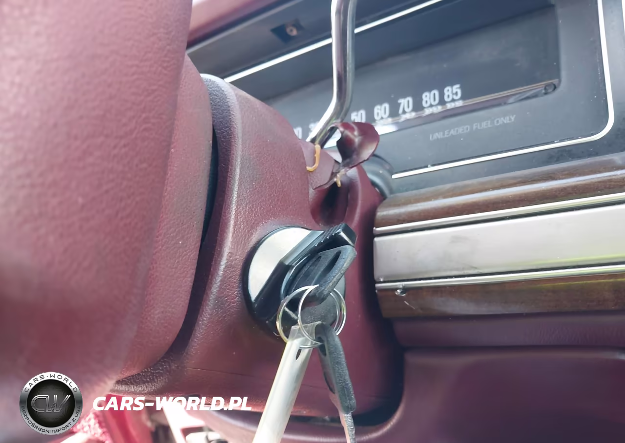 1991 Ford Crown Victoria Lx VIN:2FACP74F5MX186339 - 11