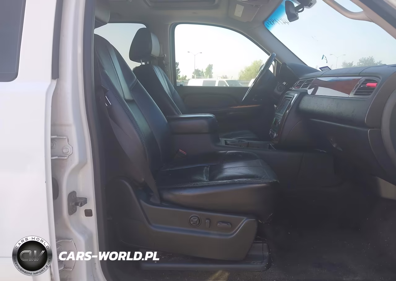 2007 Chevrolet Tahoe Lt VIN:1GNFC13057R353026 - 5