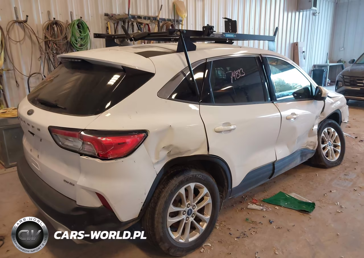 2021 Ford Escape Se VIN:1FMCU9G60MUA70012 - 4