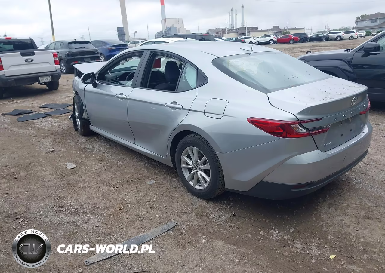 2025 Toyota Camry Le VIN:4T1DAACK6SU103223 - 3
