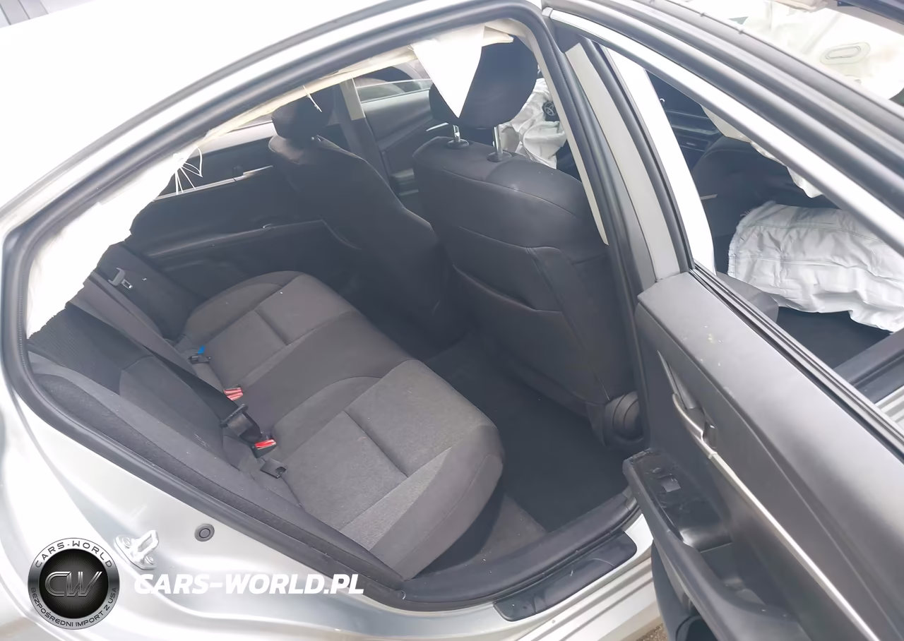 2025 Toyota Camry Le VIN:4T1DAACK6SU103223 - 8