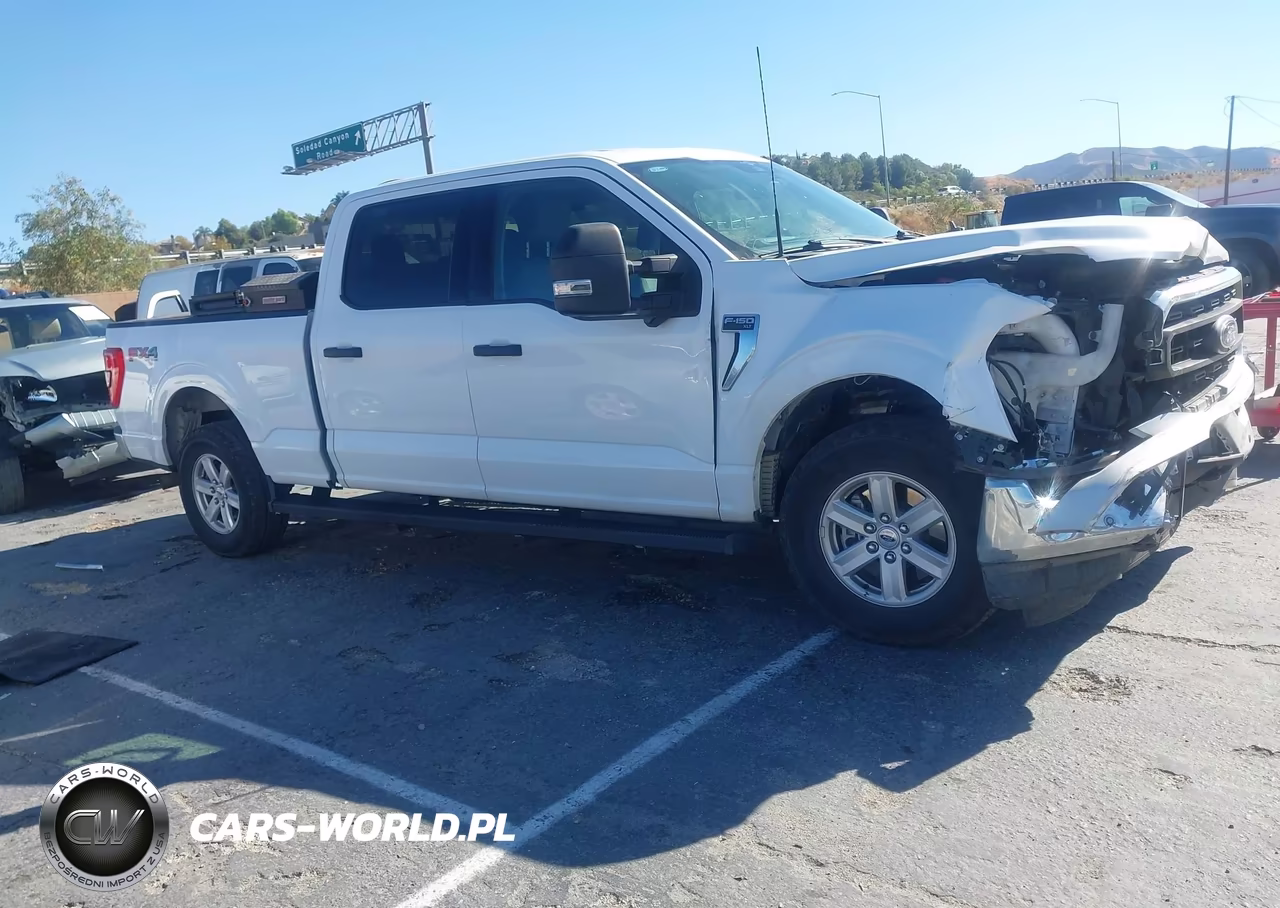 2023 Ford F-150 Xlt VIN:1FTFW1E56PKE16037 - 13