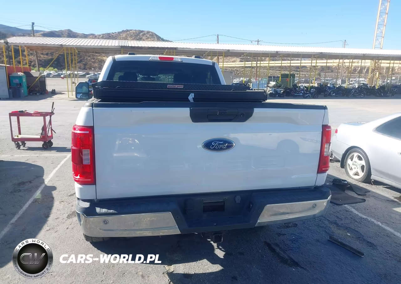 2023 Ford F-150 Xlt VIN:1FTFW1E56PKE16037 - 16