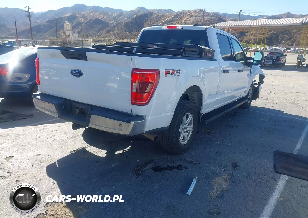 2023 Ford F-150 Xlt VIN:1FTFW1E56PKE16037 - 4
