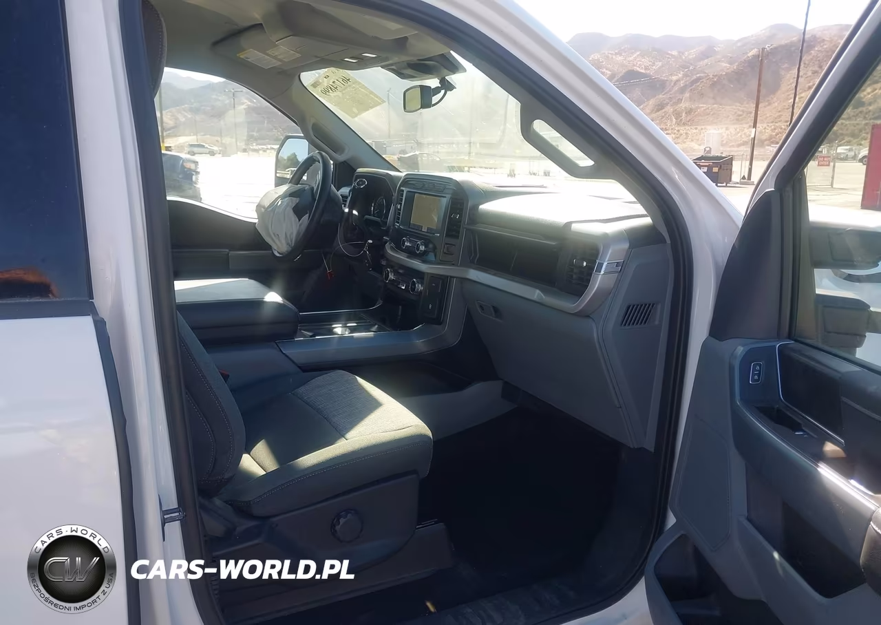 2023 Ford F-150 Xlt VIN:1FTFW1E56PKE16037 - 5