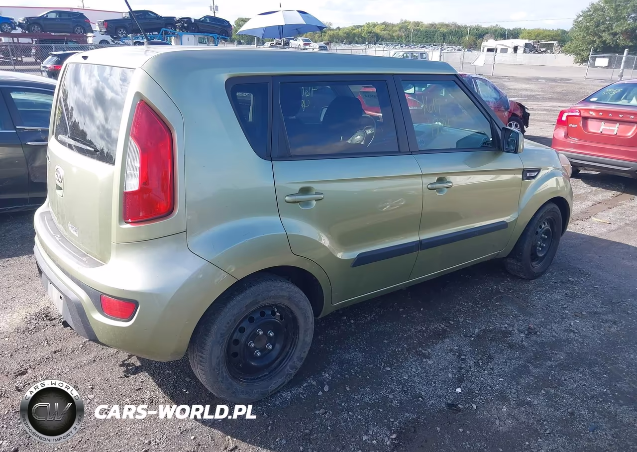 2013 Kia Soul VIN:KNDJT2A56D7484383 - 4