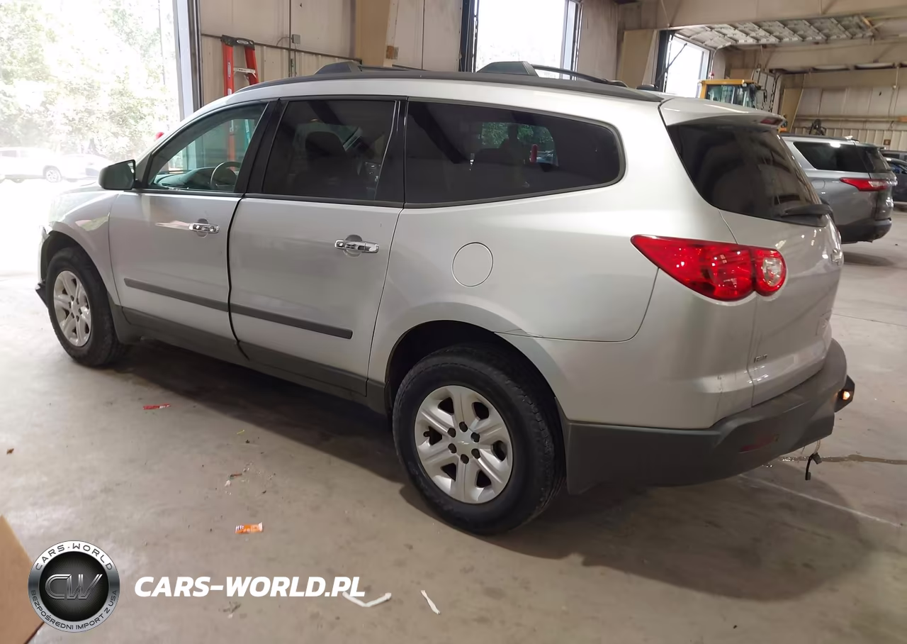 2012 Chevrolet Traverse Ls VIN:1GNKVFED7CJ413144 - 3