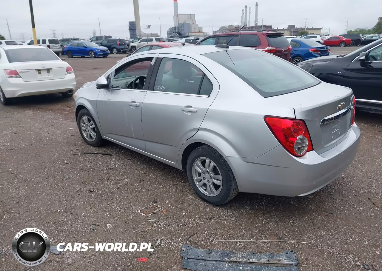 2015 Chevrolet Sonic Lt Auto VIN:1G1JC5SG9F4201439 - 3