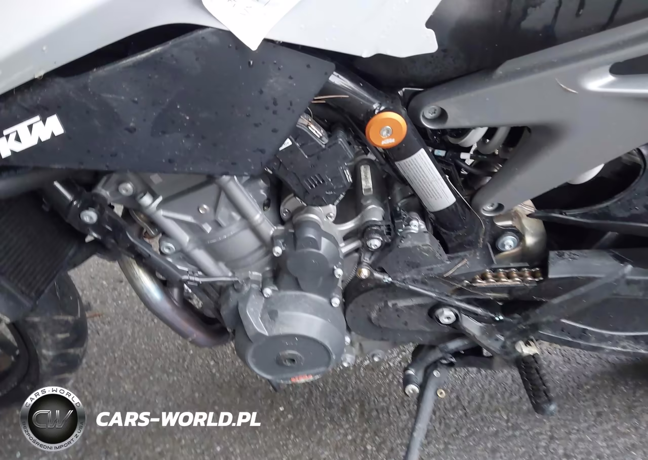 2023 Ktm 790 Duke VIN:LCETU7400PH700908 - 9