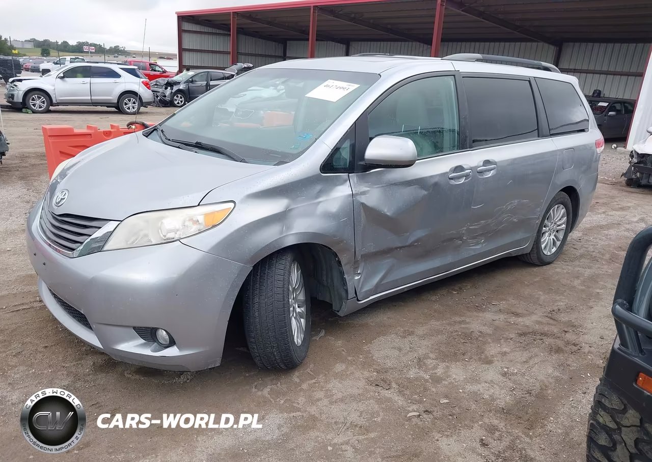 2013 Toyota Sienna Xle V6 8 Passenger VIN:5TDYK3DCXDS360012 - 2