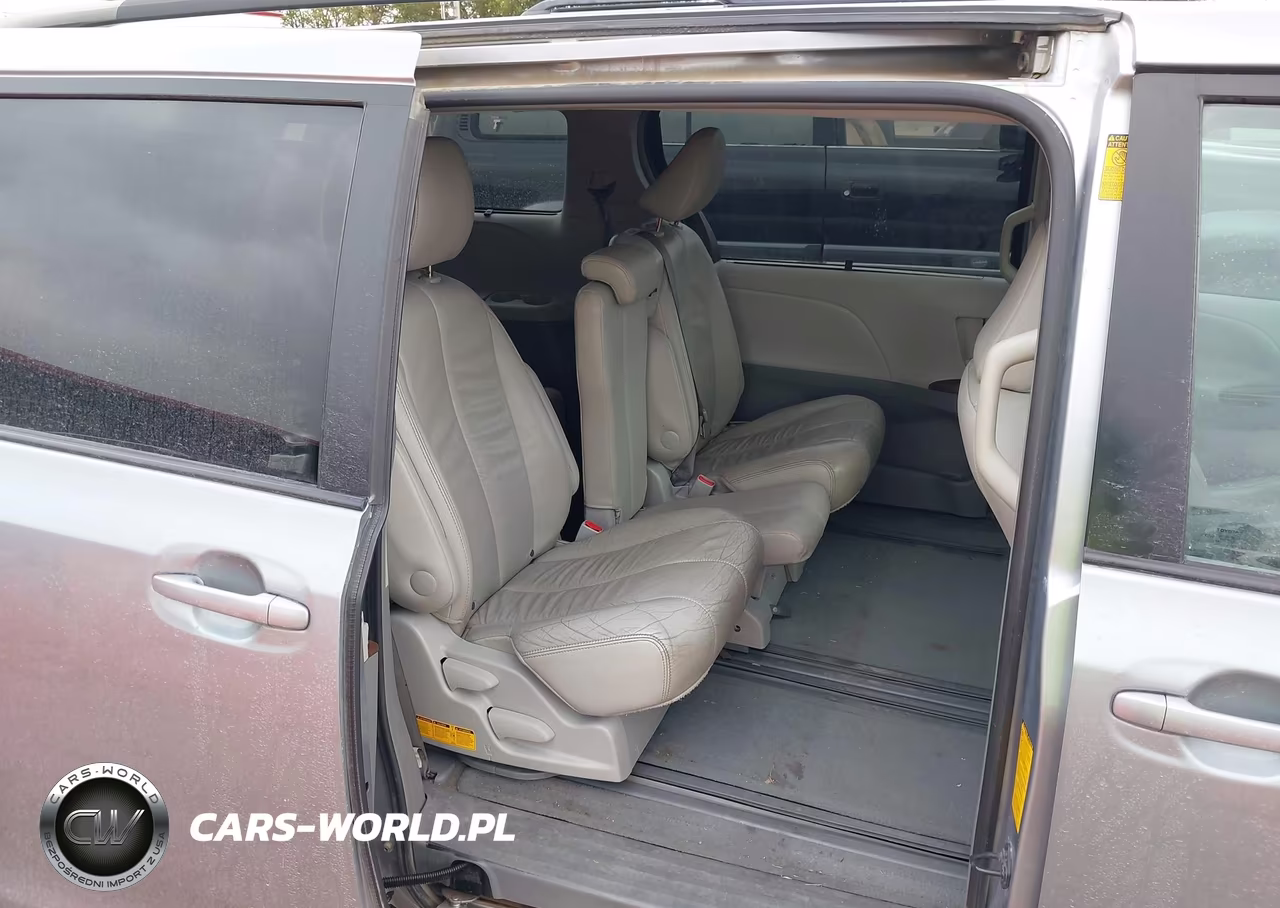 2013 Toyota Sienna Xle V6 8 Passenger VIN:5TDYK3DCXDS360012 - 8
