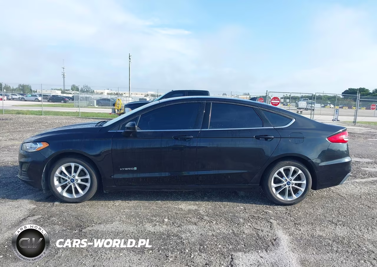 2019 Ford Fusion Hybrid Se VIN:3FA6P0LU3KR258641 - 15