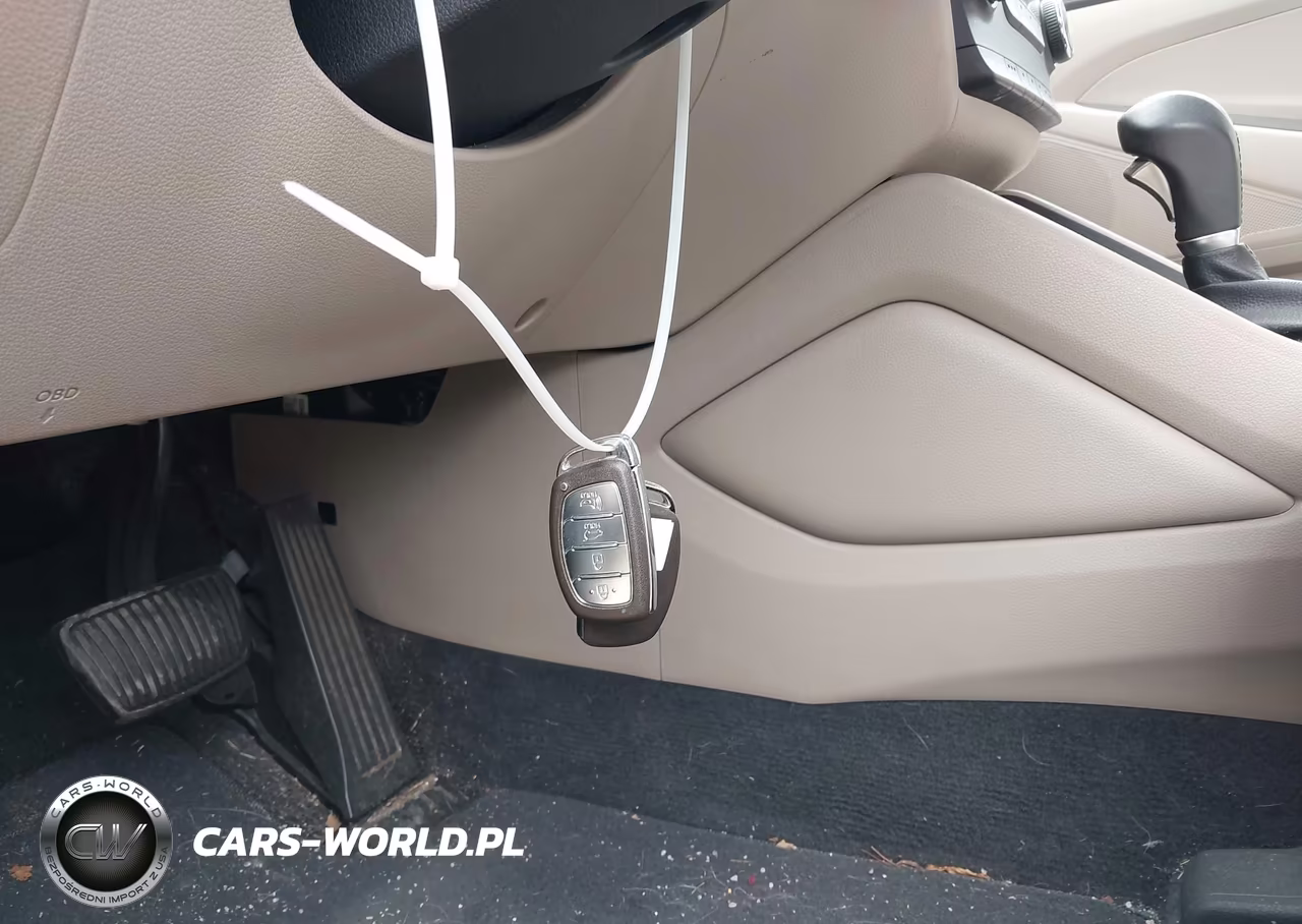 2017 Hyundai Tucson Sport VIN:KM8J3CA25HU379395 - 11