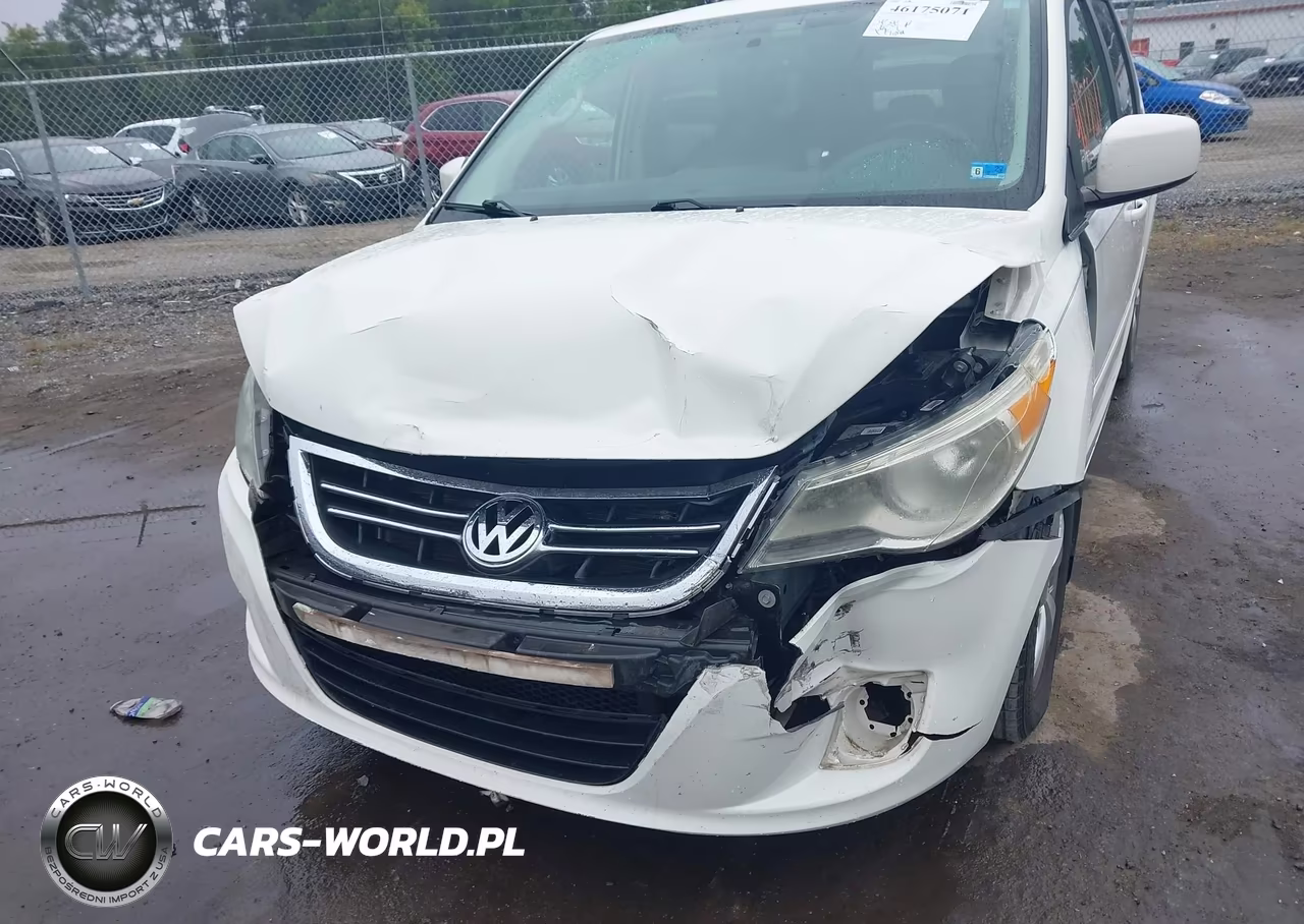 2010 Volkswagen Routan Se VIN:2V4RW3D1XAR202271 - 6