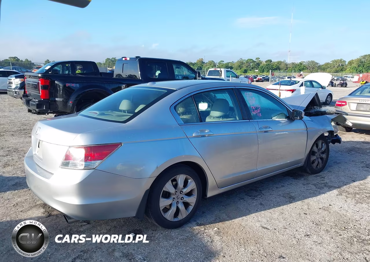 2010 Honda Accord 2.4 Ex-L VIN:1HGCP2F84AA168349 - 4