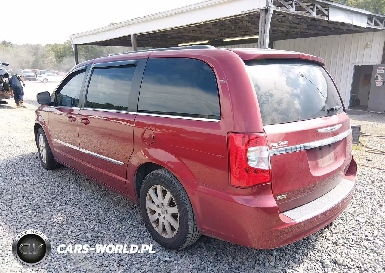 2016 Chrysler Town & Country Touring VIN:2C4RC1BG8GR118635 - 3