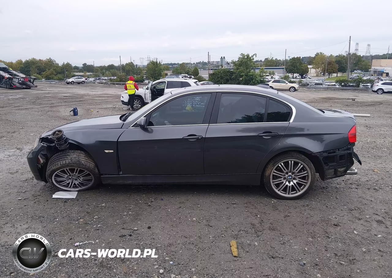 2006 BMW 330Xi VIN:WBAVD33506KV64616 - 14