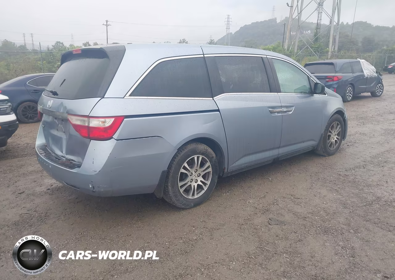 2013 Honda Odyssey Ex-L VIN:5FNRL5H6XDB086252 - 4