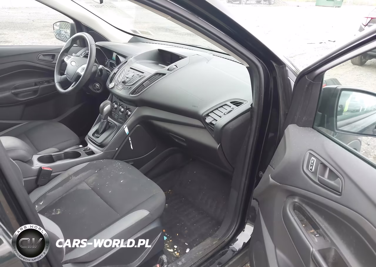 2016 Ford Escape S VIN:1FMCU0F7XGUC04289 - 5