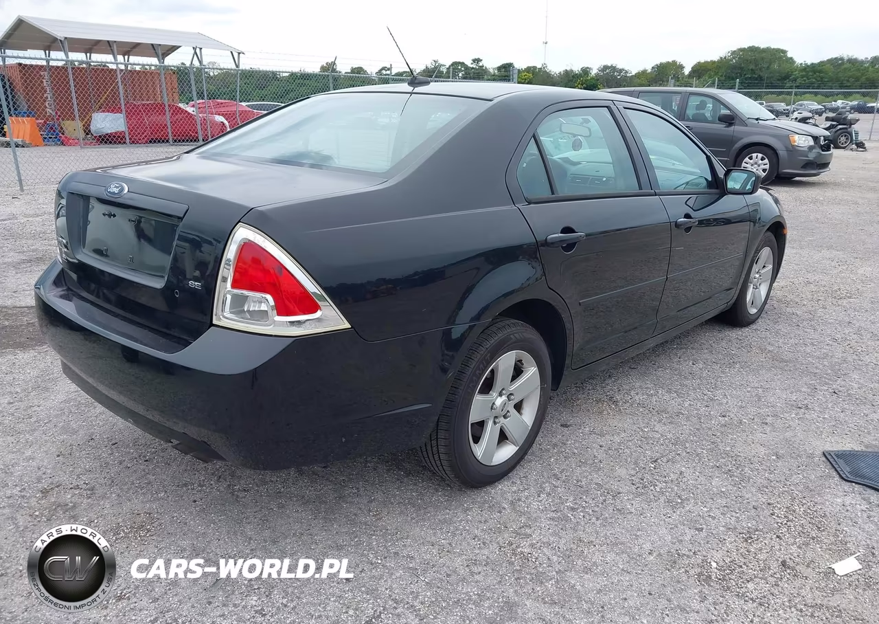 2007 Ford Fusion Se VIN:3FAHP07Z97R241817 - 4