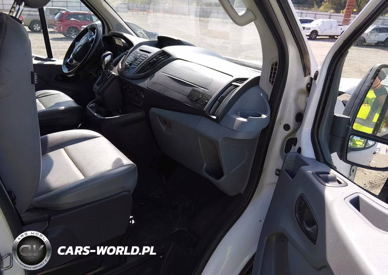 2019 Ford Transit-250 VIN:1FTYR2XM1KKB11077 - 5