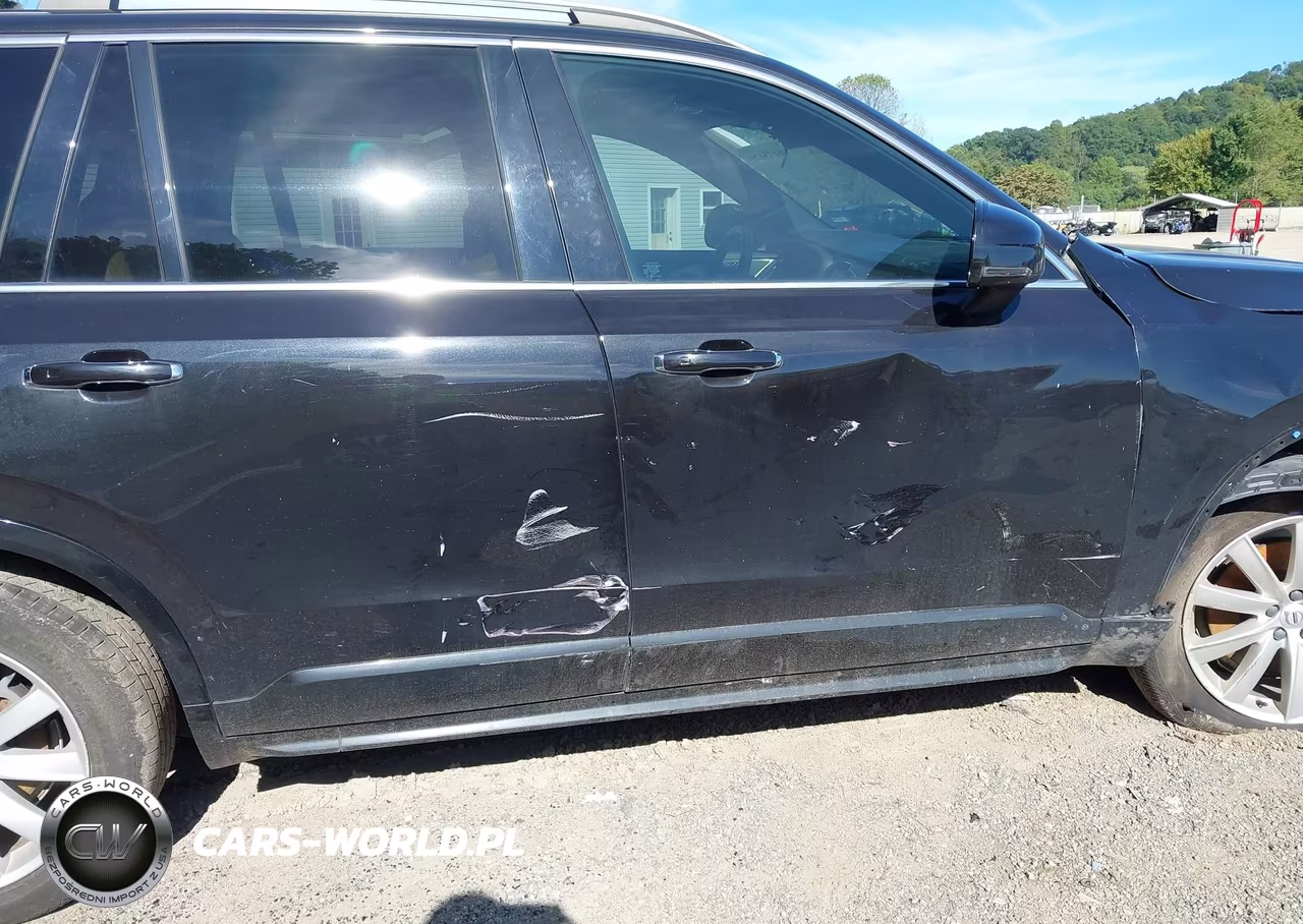2017 Volvo Xc90 T6 Momentum VIN:YV4A22PK2H1172261 - 18