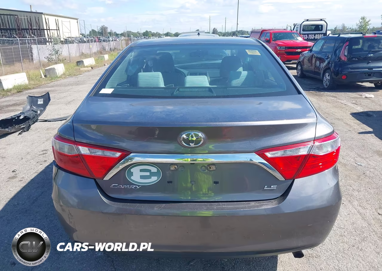 2016 Toyota Camry Le VIN:4T1BF1FK5GU123068 - 16