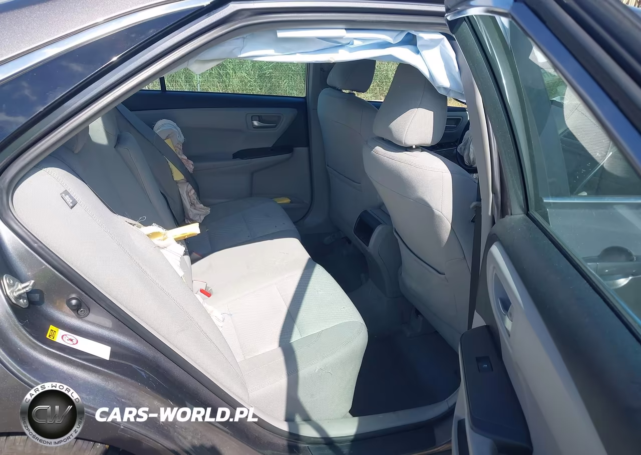 2016 Toyota Camry Le VIN:4T1BF1FK5GU123068 - 8