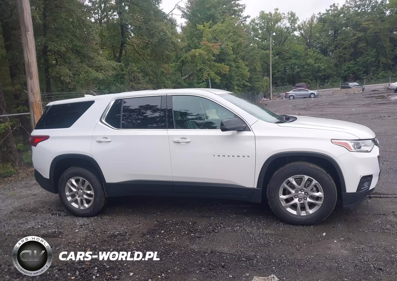 2021 Chevrolet Traverse Ls VIN:1GNERFKW6MJ176588 - 13