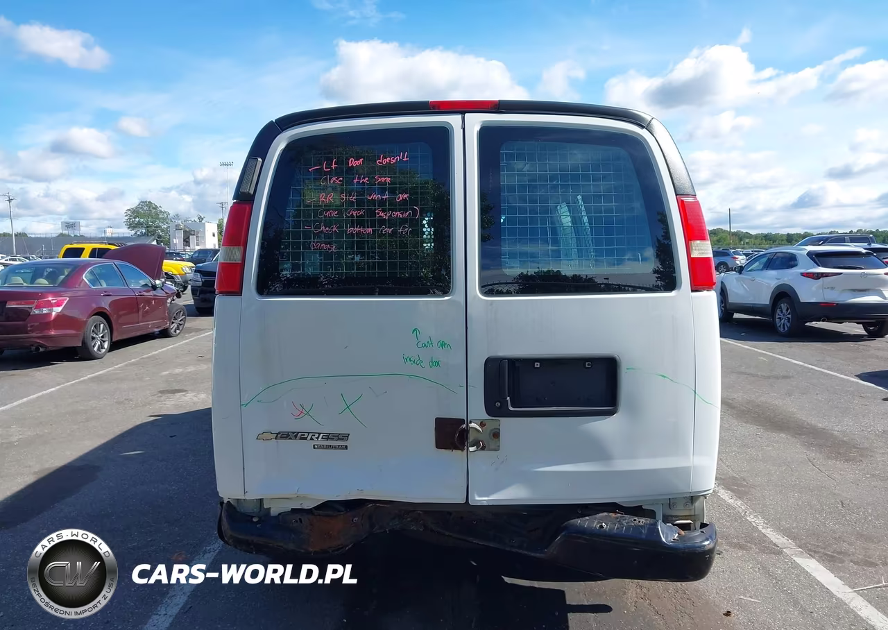 2015 Chevrolet Express 2500 Work Van VIN:1GCWGFCF0F1260619 - 16
