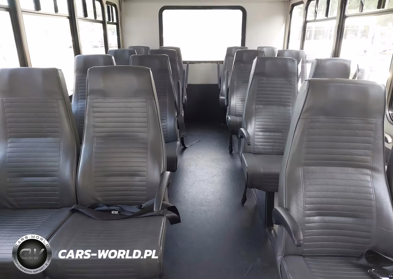 2022 Ford E-450 Cutaway VIN:1FDFE4FN2NDC21763 - 8